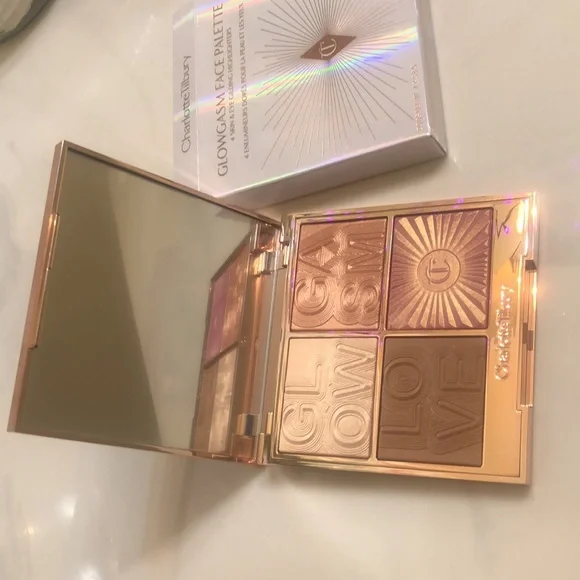 Charlotte Tilbury Glowgasm Lightgasm Light Medium Face Palette 15.2g NIB - Picture 11 of 13